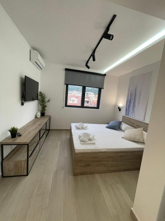Dora Family Apartments Будва Екстериор снимка