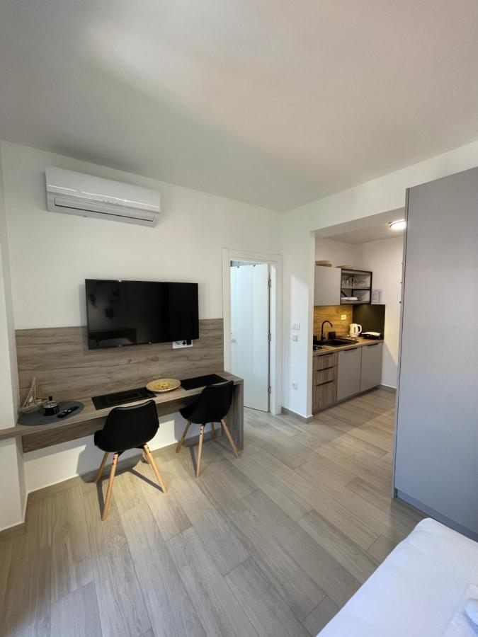 Dora Family Apartments Будва Екстериор снимка