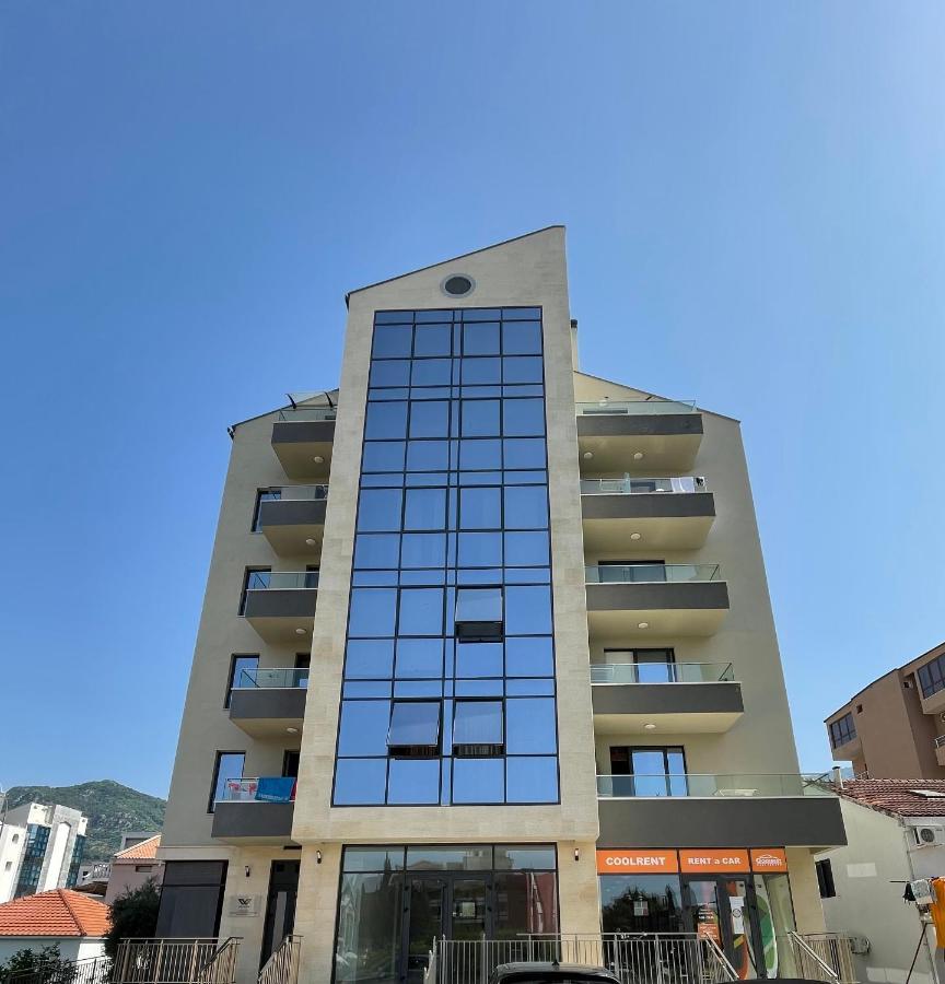 Dora Family Apartments Будва Екстериор снимка