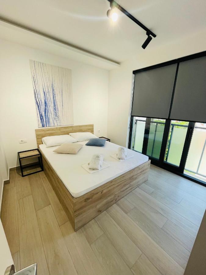 Dora Family Apartments Будва Екстериор снимка